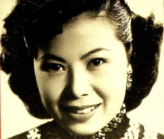 Kung Chiu Hsia (龚秋霞)